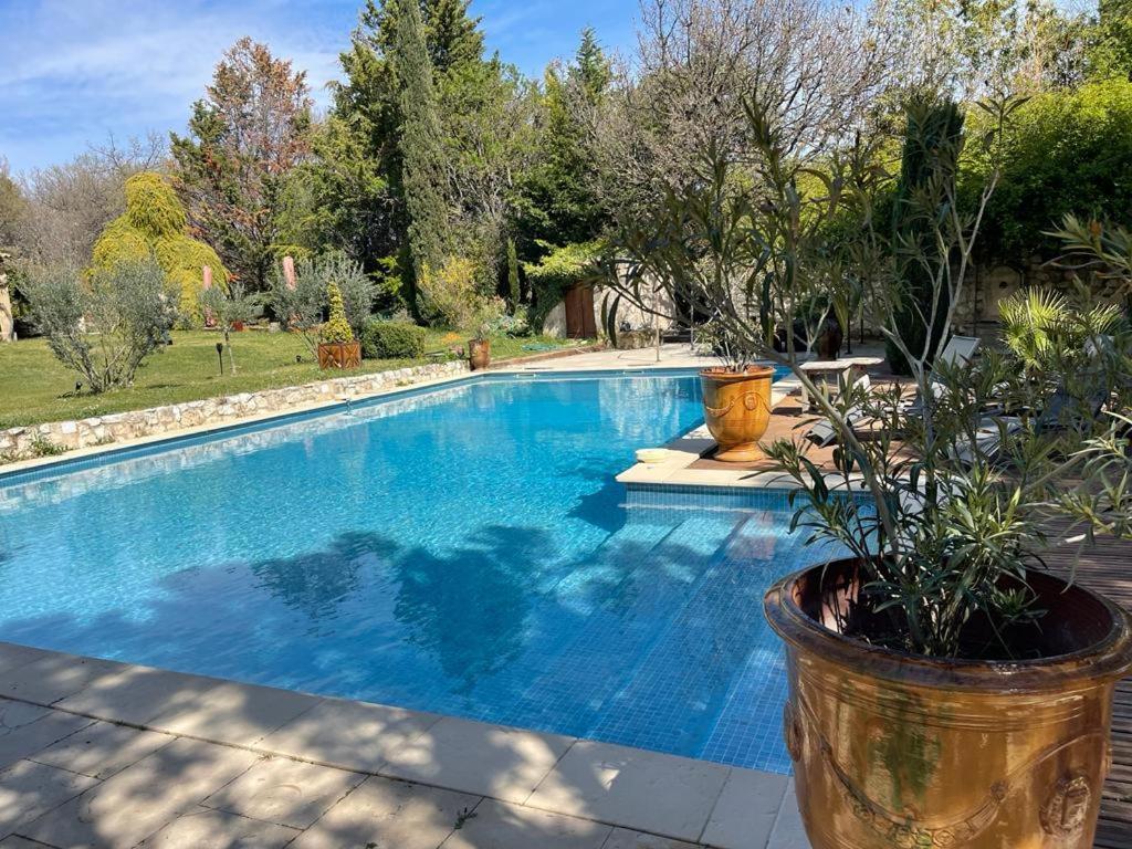 Gite Au Coeur De La Provence & Spa Saint-Cannat Exterior photo