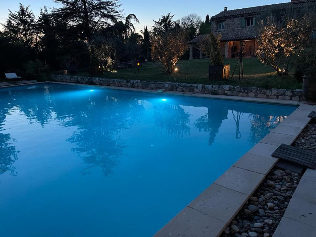 Gite Au Coeur De La Provence & Spa Saint-Cannat Exterior photo